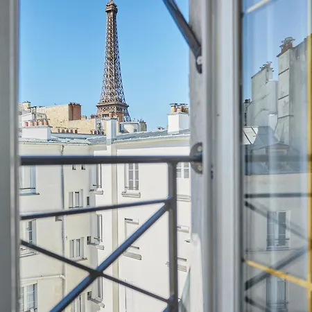 Eiffel Rive Gauche Parigi